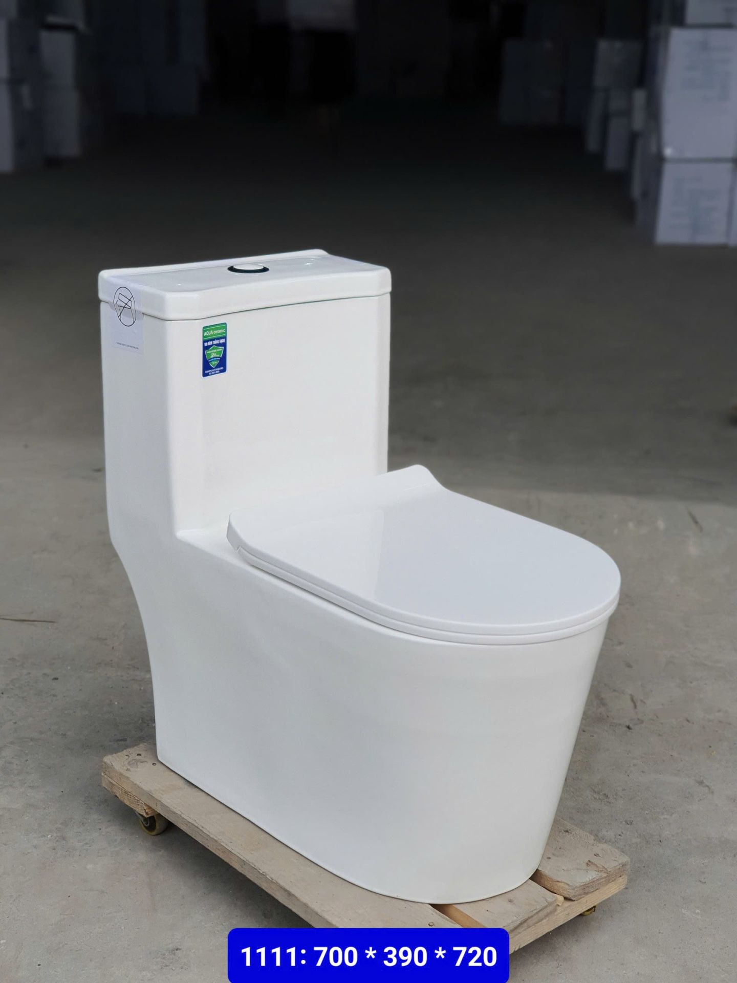 Bồn cầu 1 khối mã 1111