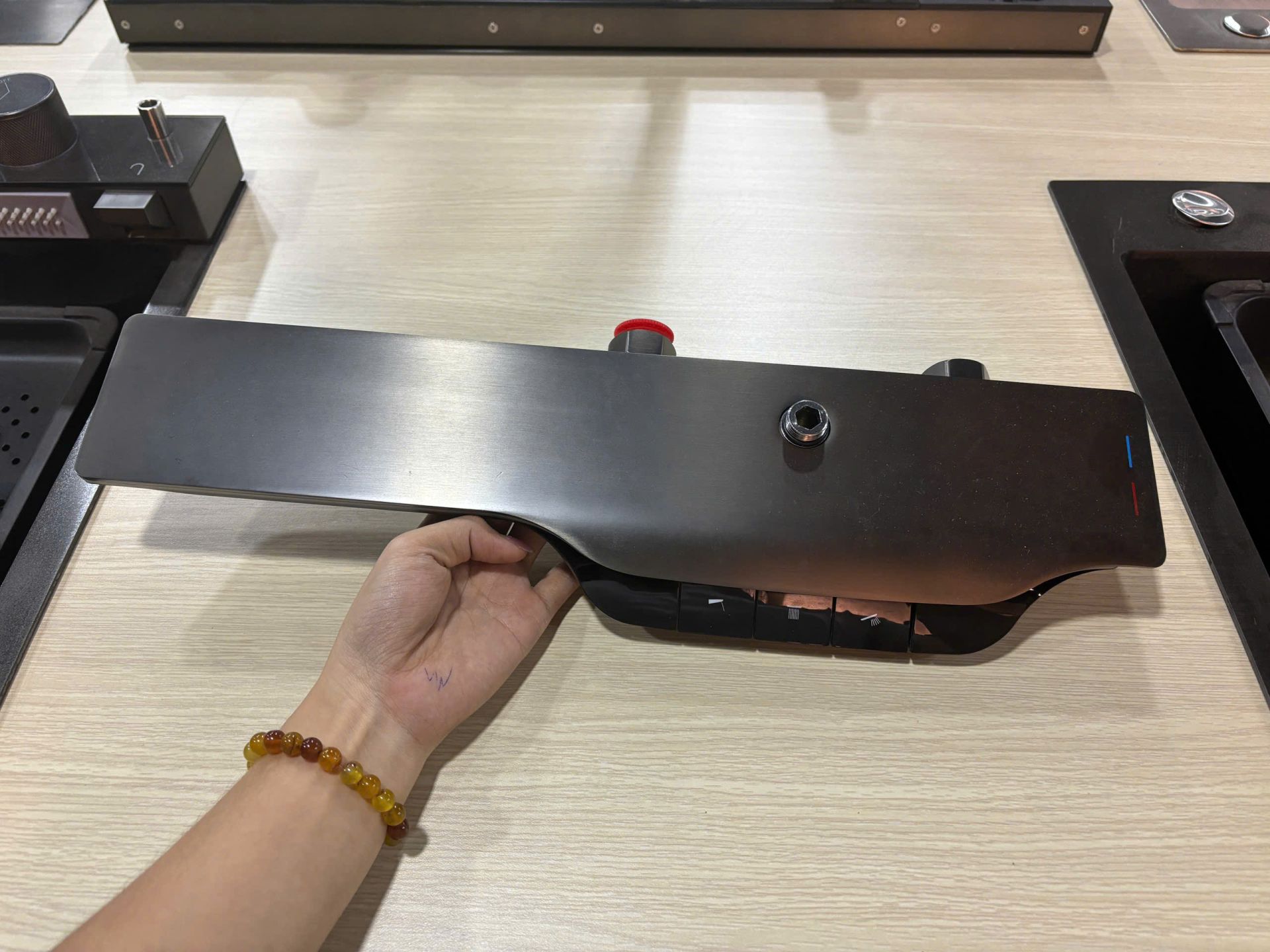 Sen cây phím đàn có đèn, có hiển thị nhiệt Cs23