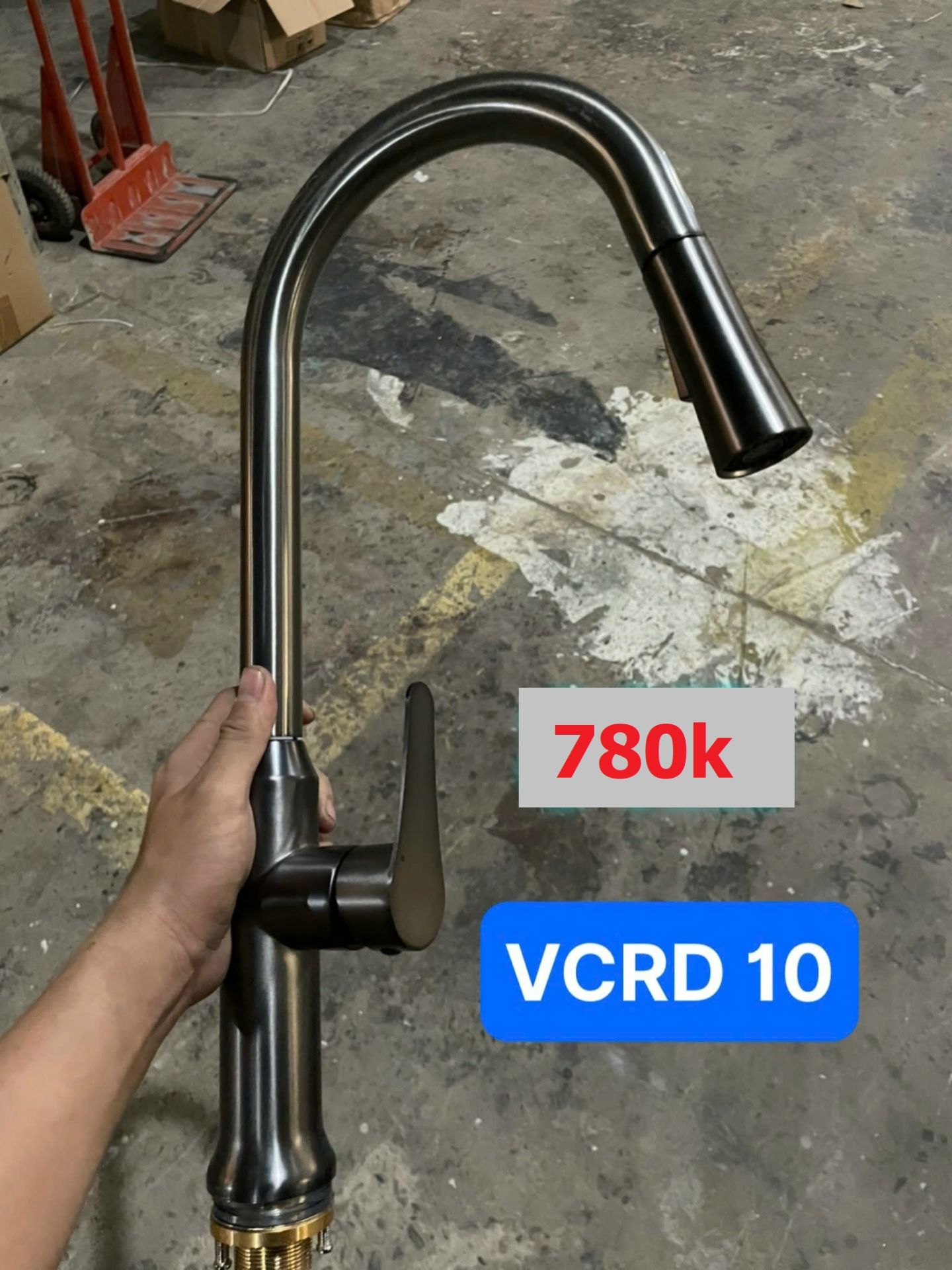 Vòi chén nóng lạnh rút dây xám