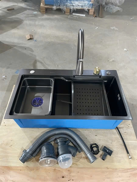 Chậu chén thác nước nano đen 78x46