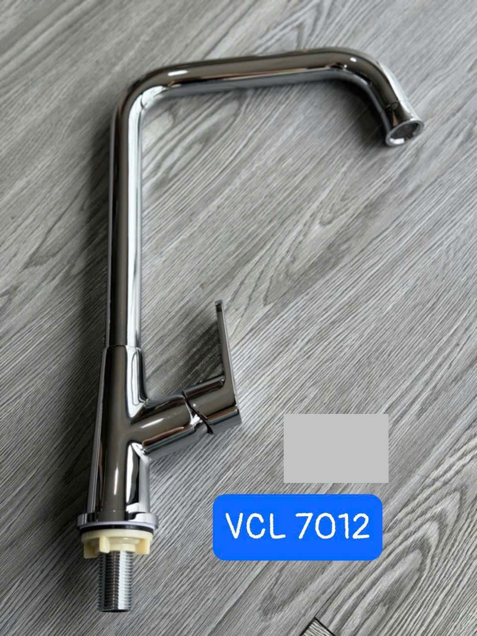 Vòi chén Lạnh inox bóng 7012
