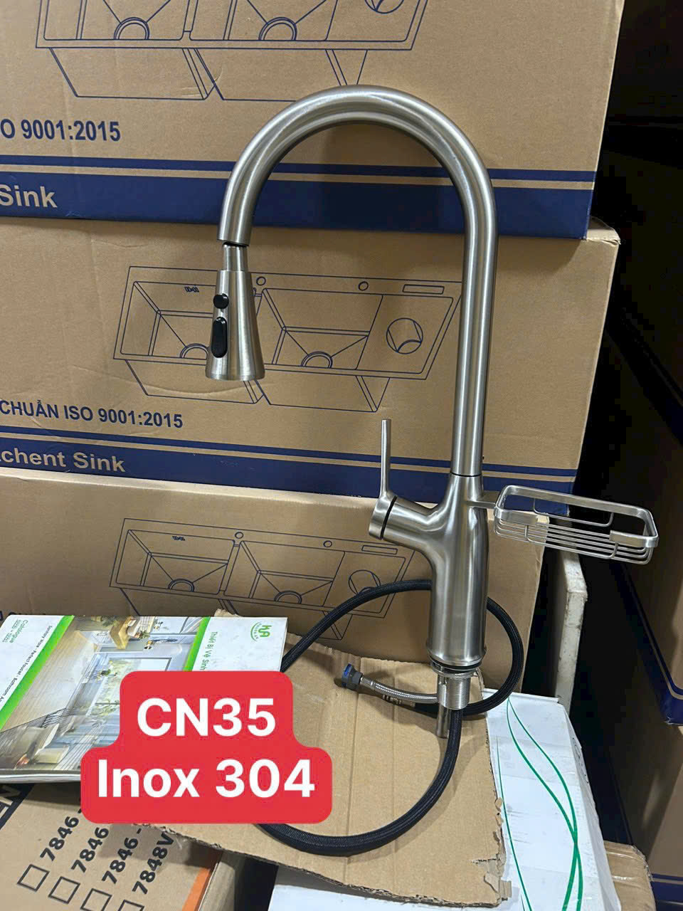Vòi chén nóng Lạnh rút dây inox 304 có kệ CN35