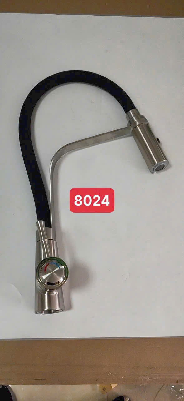 Vòi chén nóng lạnh inox 304 ống cao su bẻ 8024