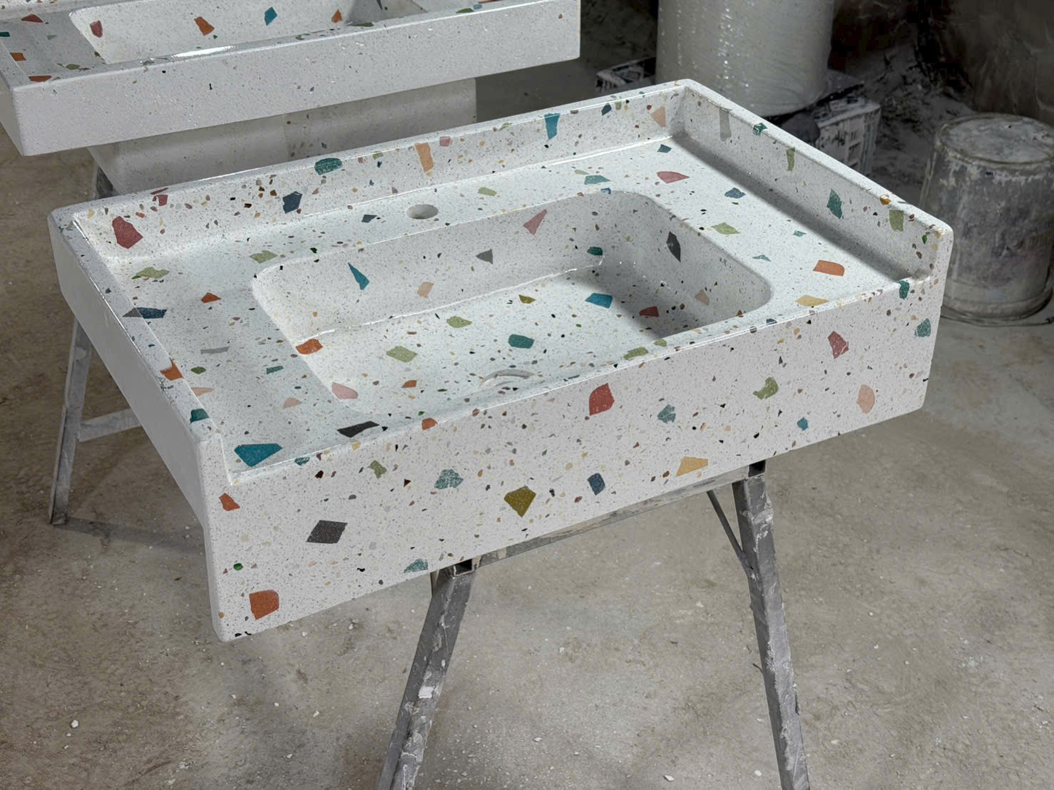 Chậu lavabo bê tông đá terrazzo loại vừa