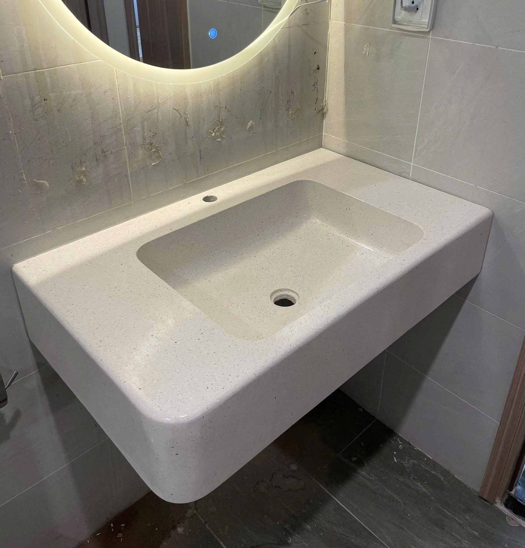 Bàn đá lavabo bê tông đá mài terrazzo chữ nhật mẫu 10